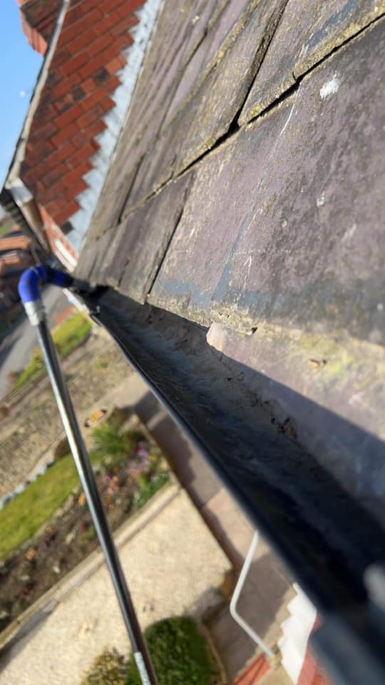gutter cleaning sheffield